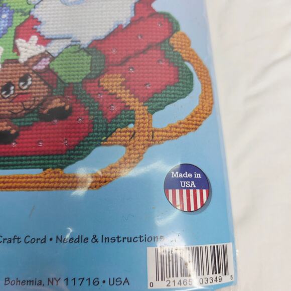 Design Works Plastic Canvas Kit #3349 Santa in Sleigh 11.5" x 13.5"  3349 New - Picture 3 of 7